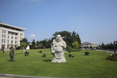 抖圈为du而生雕塑：陵寝中的汗青与文化交响