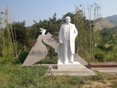 艺术碑雕|青山绿水间，傅作义将军留想碑熠熠生辉